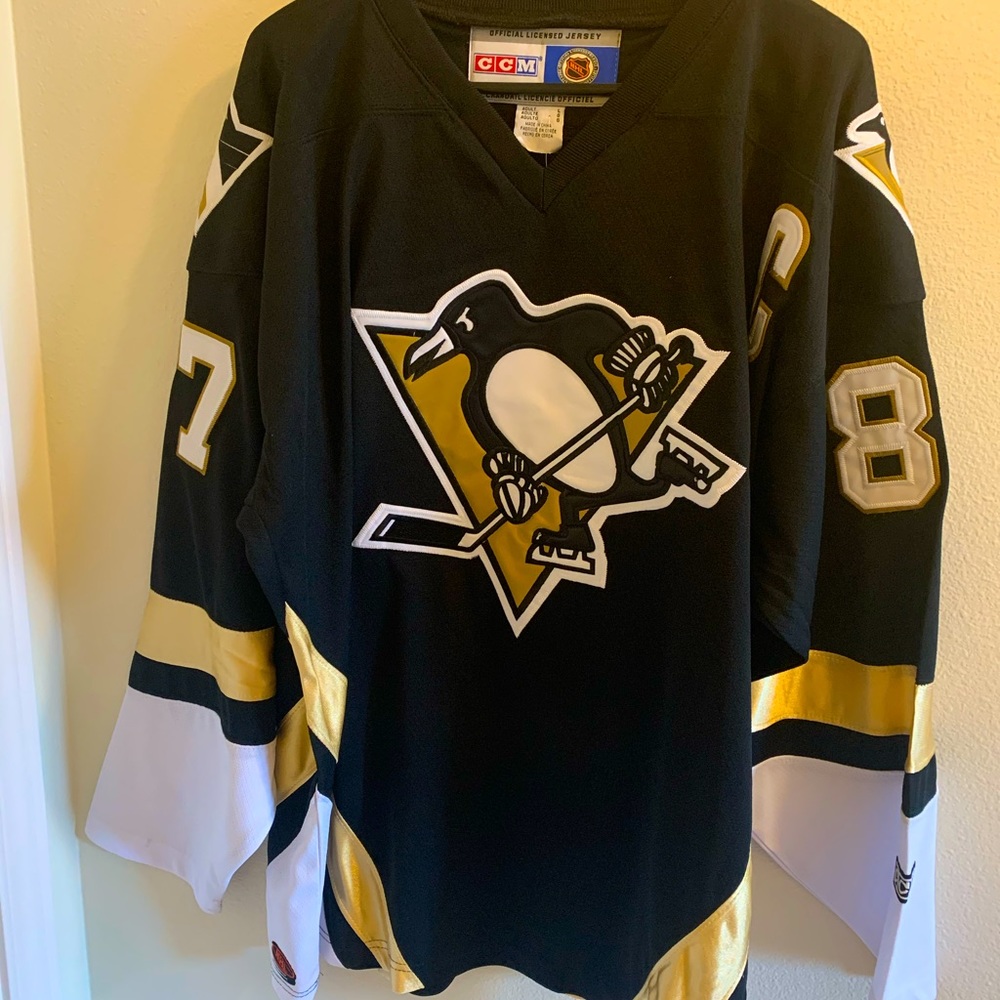 CCM Pittsburgh Penguins Crosby Jersey w/ tags